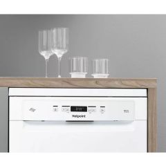 Hotpoint HFC 3C26 W C UK Dishwasher - White