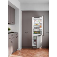 Liebherr ICND5123 EasyFresh, DuoCooling, NoFrost, Soft System, 3 Freezer Drawers, Door on Door