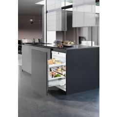 Liebherr UIKO1560 Pull out larder fridge, lift up box, Door on Door