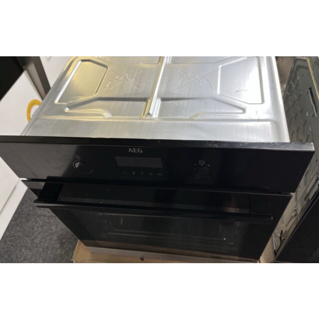 AEG SteamBake BPK355061B Electric Pyrolytic Oven - Black - EX-Display