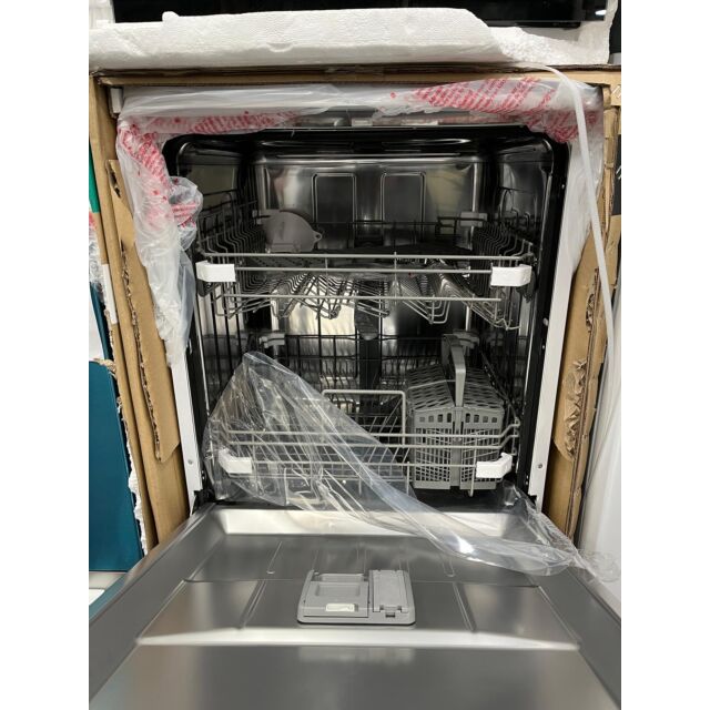 Amica ADF630WH Freestanding Full Size Dishwasher - White 