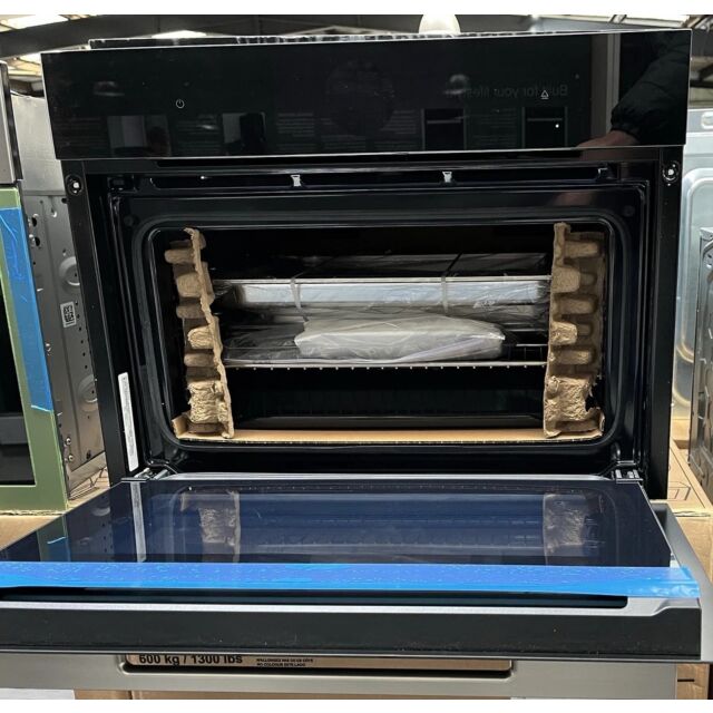 Bosch Series 8 CSG7584B1 Compact Oven with Steam Function - Black - Ex-Display