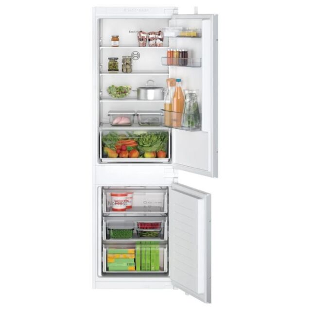 BOSCH Series 2 KIN86NSE0G Integrated 60/40 Fridge Freezer - Graded