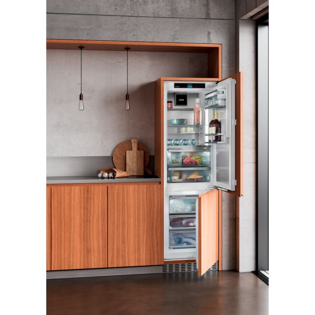 Liebherr ICBNDI5183 BioFresh Professional with HydroBreeze, DuoCooling, NoFrost, InfinitySpring, Ice