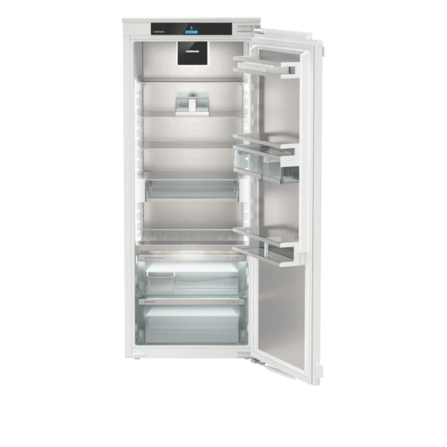 Liebherr IRBBI4570 BioFresh Professional with HydroBreeze, SoftSystem, SmartSteel interior door and 