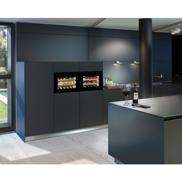 Liebherr WKEGB582 3 shelves, HumiditySelect, TipOpen, SoftSystem, Telescopic rails