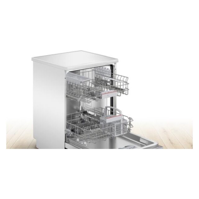  BOSCH Series 4 SMS4EKW06G Full-size WiFi-enabled Dishwasher - White - GRADED